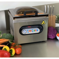 Commercial in chamber vacuum sealer
